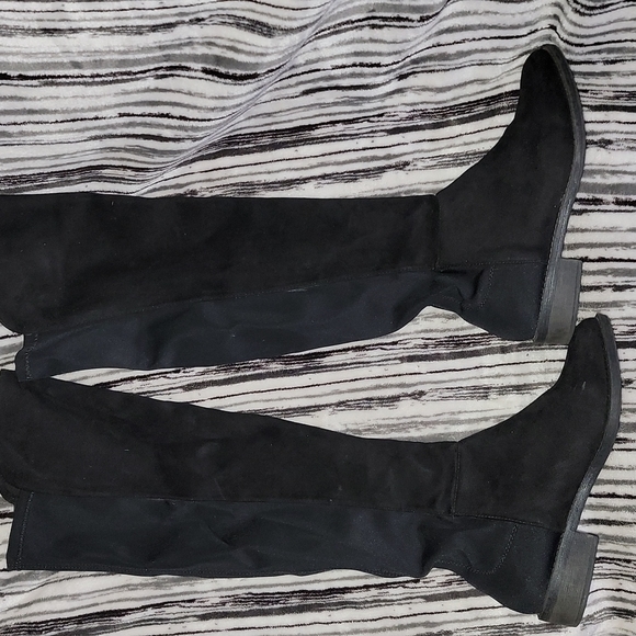 💥💥SALE ITEM💥💥 Rebel by ZiGi Black Suede Boots👢🔥👢🔥 Size: 9.5M - Picture 2 of 5